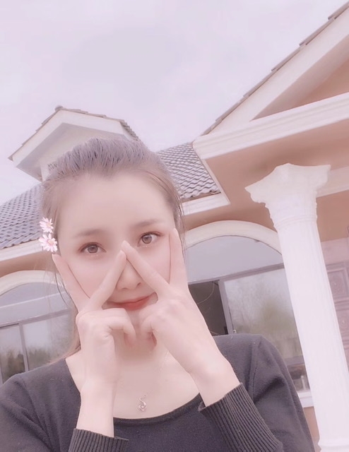 小媛的第一张照片--开封相亲服务中心