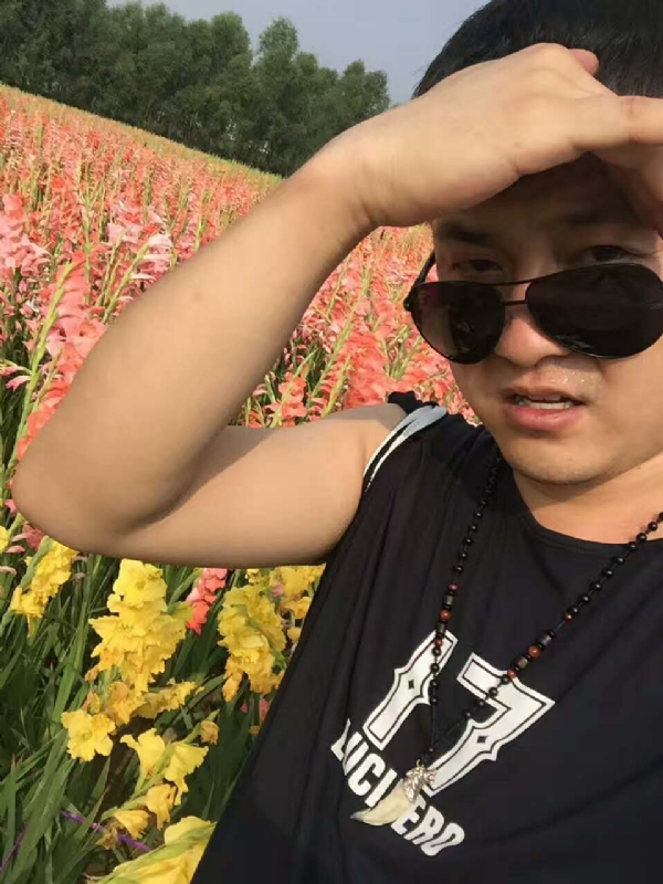 QH-蓝细胞的第一张照片--开封相亲服务中心