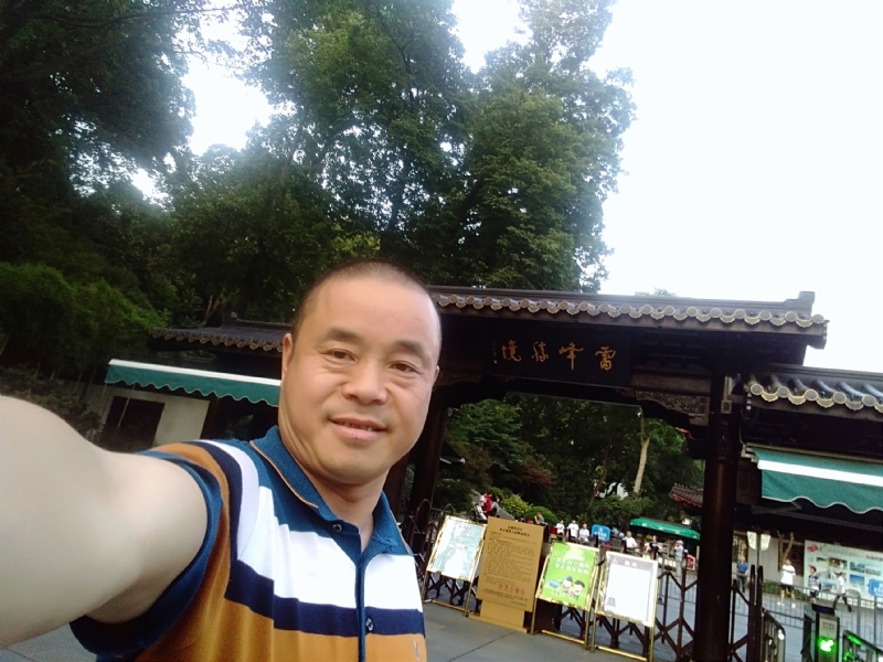 夏雨晨紫的第一张照片--开封相亲服务中心