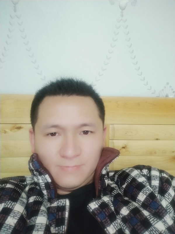 寻找一个真实的她的第一张照片--开封相亲服务中心