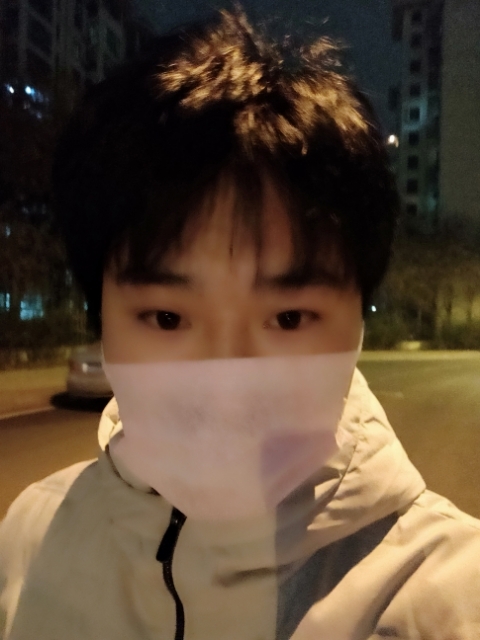 偏丶执的第一张照片--开封相亲服务中心