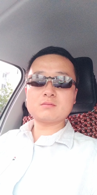 痛苦的单身狗的第一张照片--开封相亲服务中心