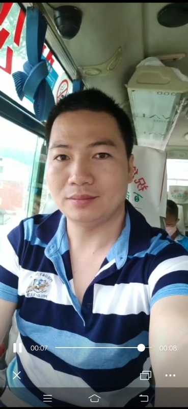 恋人未满的第一张照片--开封相亲服务中心