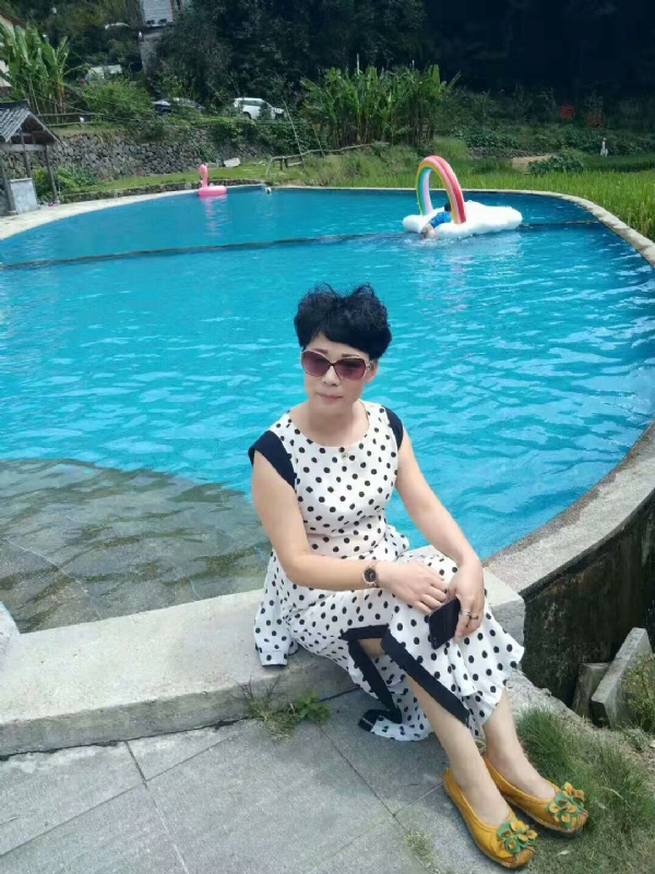 守望幸福的第一张照片--开封相亲服务中心