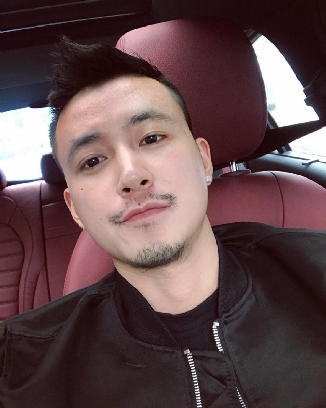 隆刘的第一张照片--开封相亲服务中心