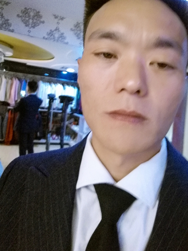 醉酒的蝴蝶的第二张照片--开封相亲服务中心