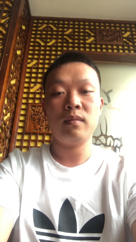 唐子龙的第二张照片--开封相亲服务中心