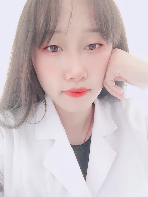 白婚纱的第一张照片--开封相亲服务中心