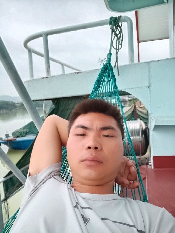 小哥哥的第一张照片--开封相亲服务中心