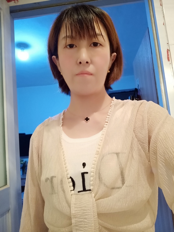 芬儿的第一张照片--开封相亲服务中心