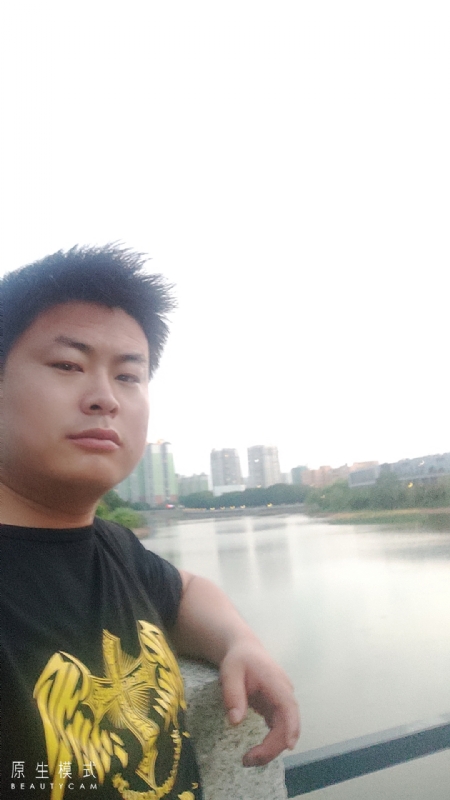 小海的第二张照片--开封相亲服务中心