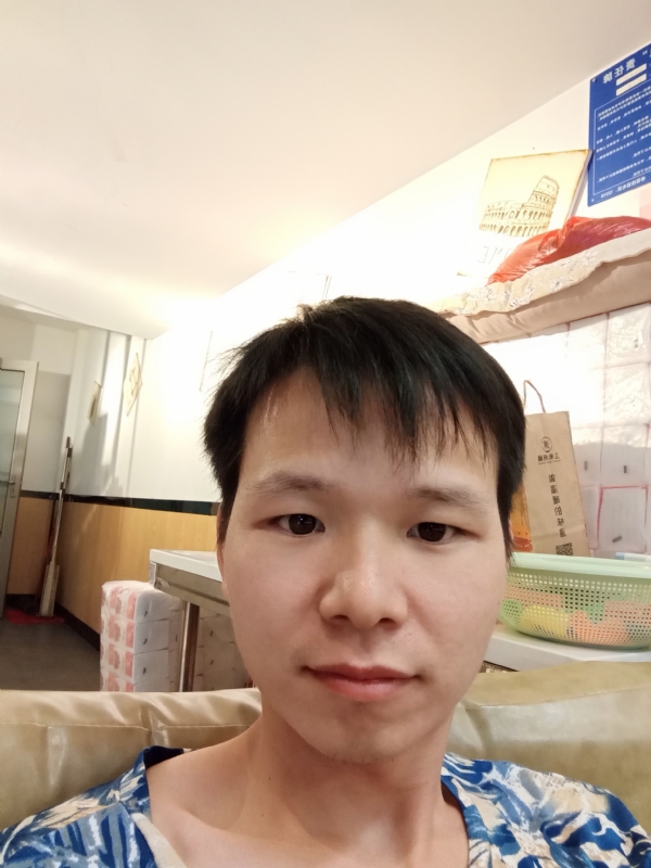 万里无云的第一张照片--开封相亲服务中心