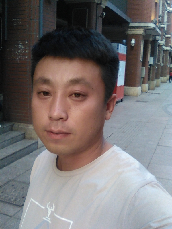 冰冷的心的第一张照片--开封相亲服务中心