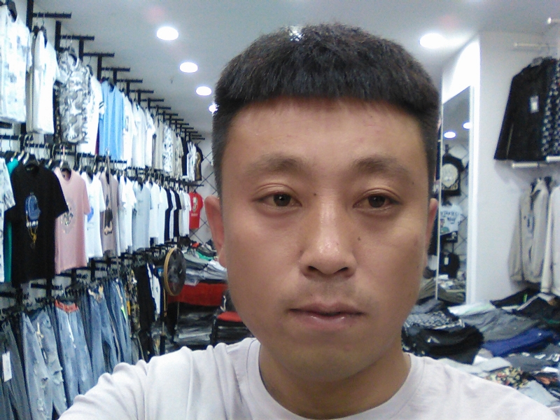 冰冷的心的第二张照片--开封相亲服务中心