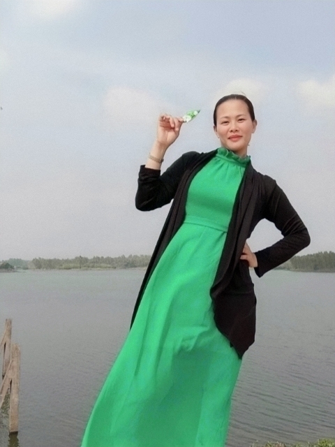 李梅的第二张照片--开封相亲服务中心