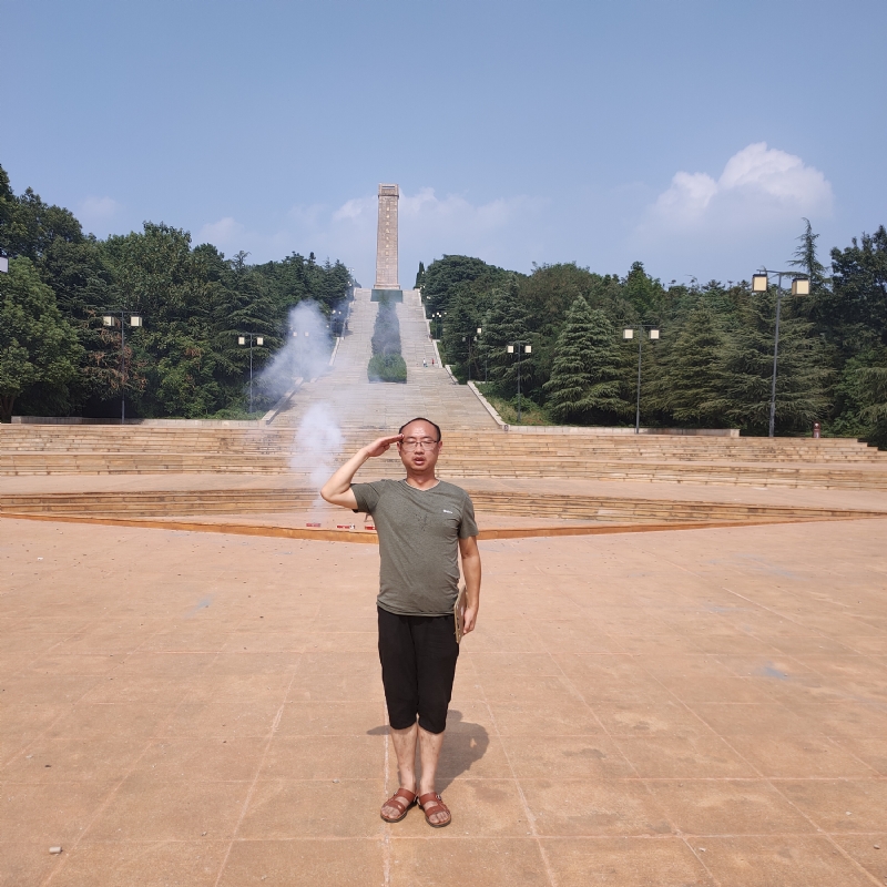 不惑的第一张照片--开封相亲服务中心