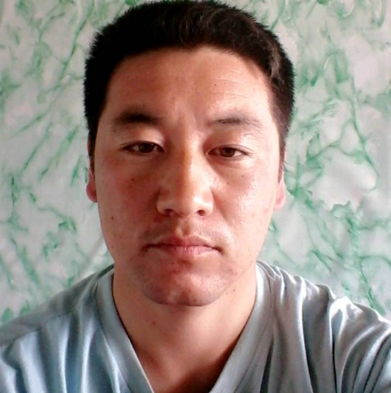 寻找另一半的第三张照片--开封相亲服务中心