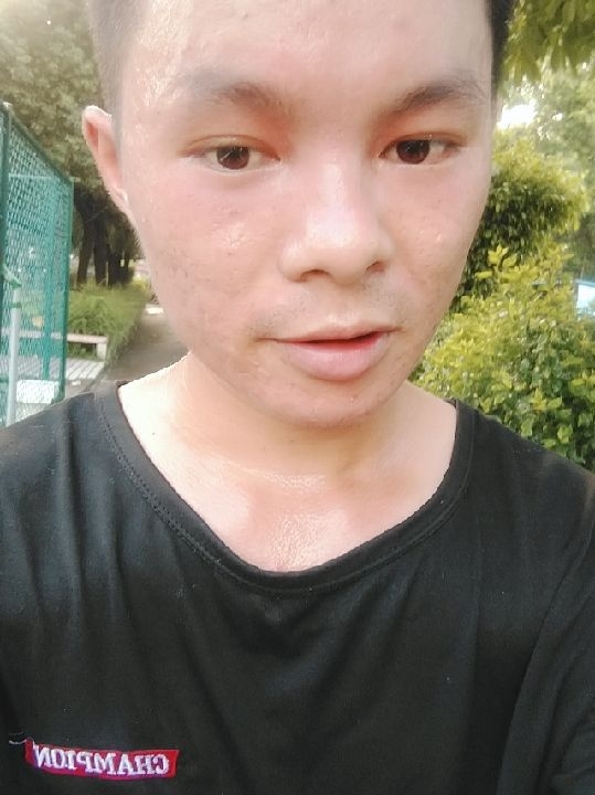 楠呐的第二张照片--开封相亲服务中心