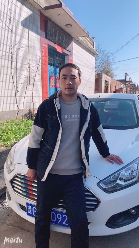 一片云的第一张照片--开封相亲服务中心