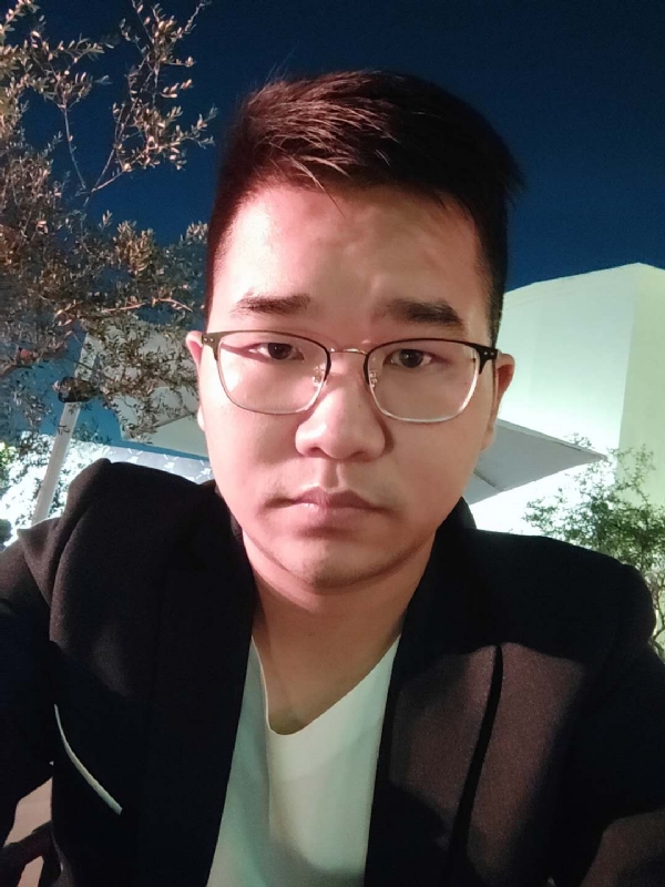 在路上的第一张照片--开封相亲服务中心