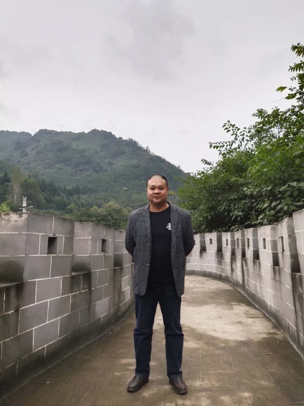 玉竹的第一张照片--开封相亲服务中心