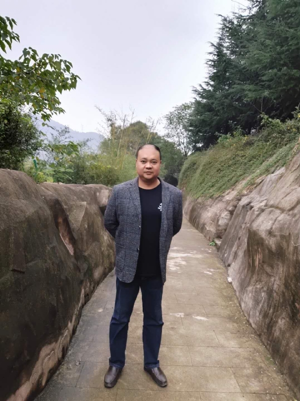 玉竹的第三张照片--开封相亲服务中心