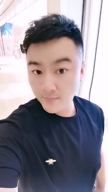 微风徐徐的第二张照片--开封相亲服务中心