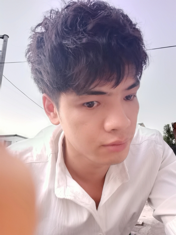 幕后老板的第三张照片--开封相亲服务中心