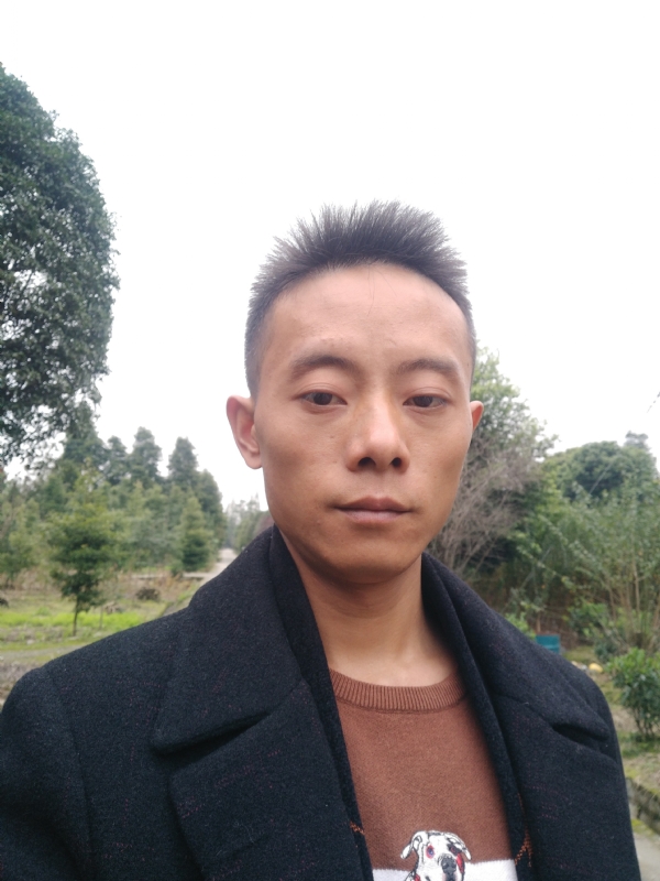 携手白头的第二张照片--开封相亲服务中心