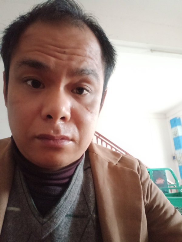 唐水果店发发发的第二张照片--开封相亲服务中心