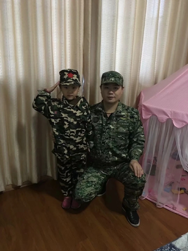 俗人的第一张照片--开封相亲服务中心