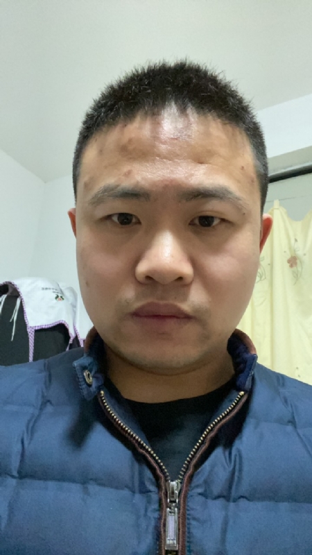 苹果的第一张照片--开封相亲服务中心