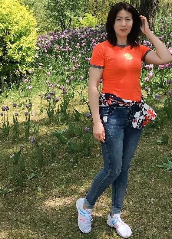 华的第一张照片--开封相亲服务中心