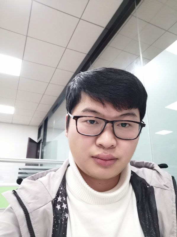 乀漓洛的第一张照片--开封相亲服务中心