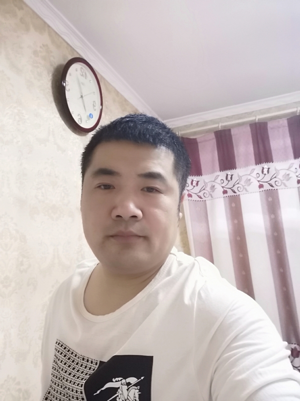 爱你的眼睛的第一张照片--开封相亲服务中心