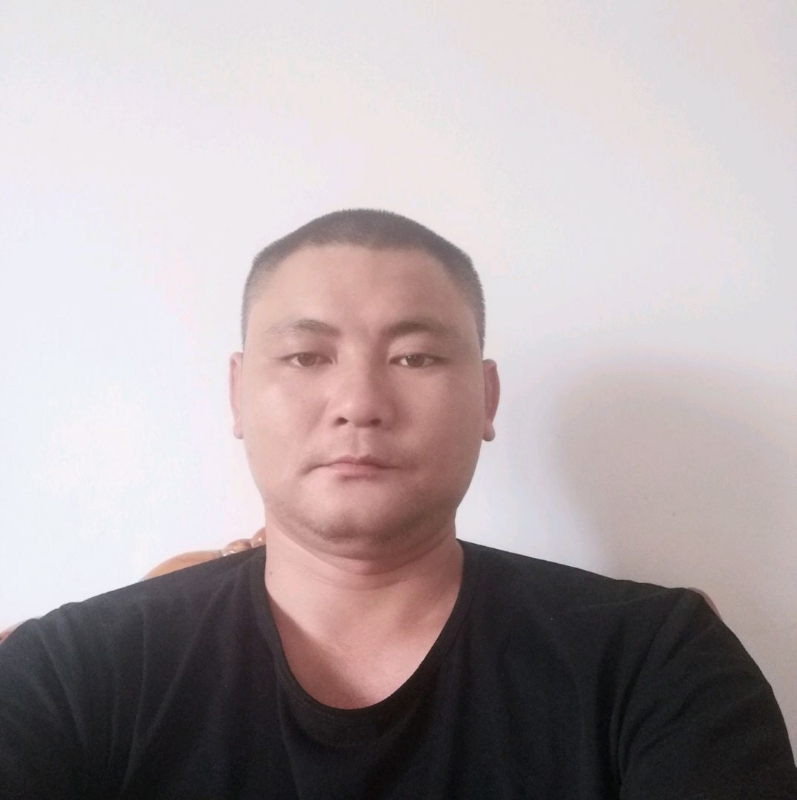 天涯沦落人的第一张照片--开封相亲服务中心