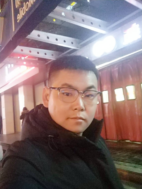 杜跃龙的第二张照片--开封相亲服务中心