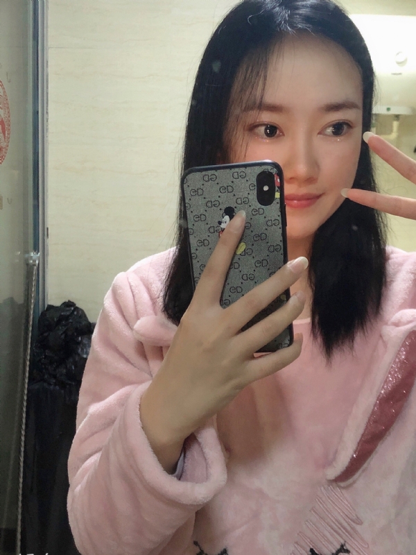 叶落知秋的第一张照片--开封相亲服务中心