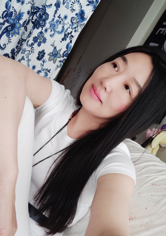 apple的第三张照片--开封相亲服务中心