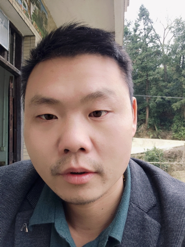 曾小焱的第一张照片--开封相亲服务中心