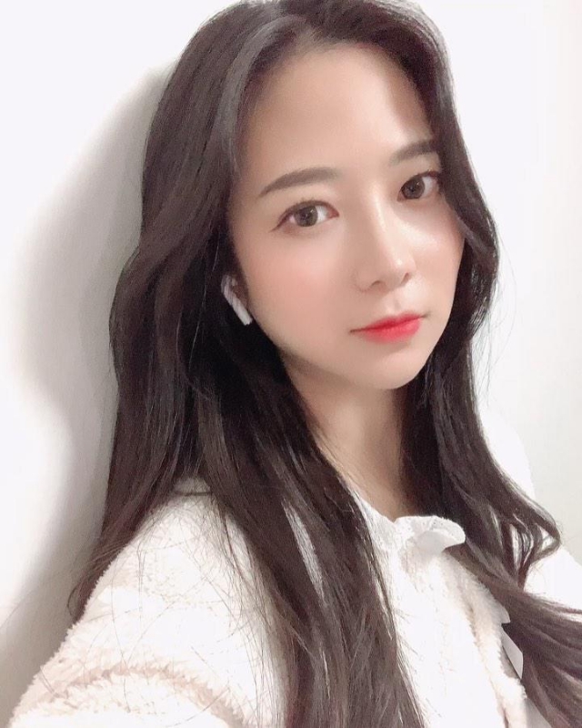 夢怡..的第一张照片--开封相亲服务中心