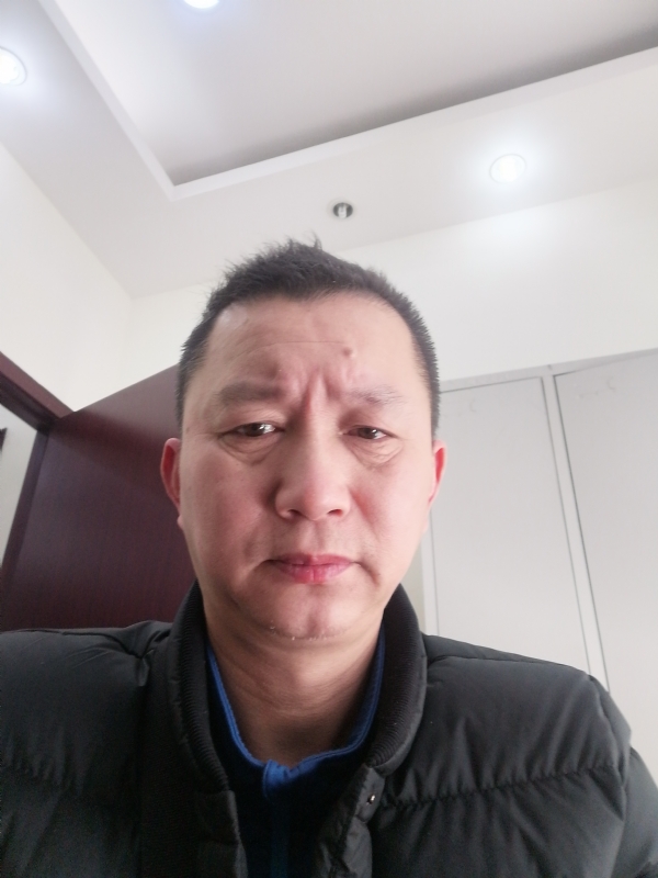 相视而笑的第一张照片--开封相亲服务中心