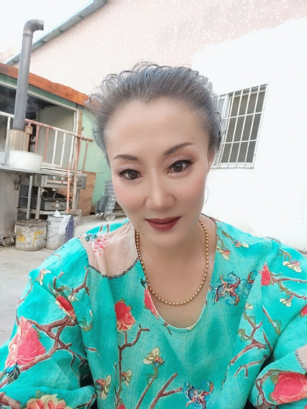 燕子的第三张照片--开封相亲服务中心