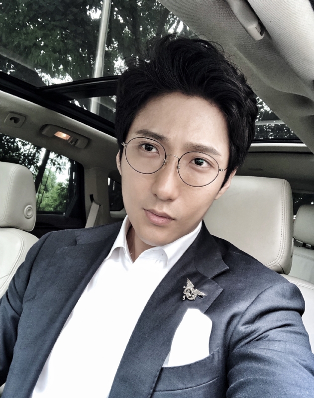 雲天的第一张照片--开封相亲服务中心