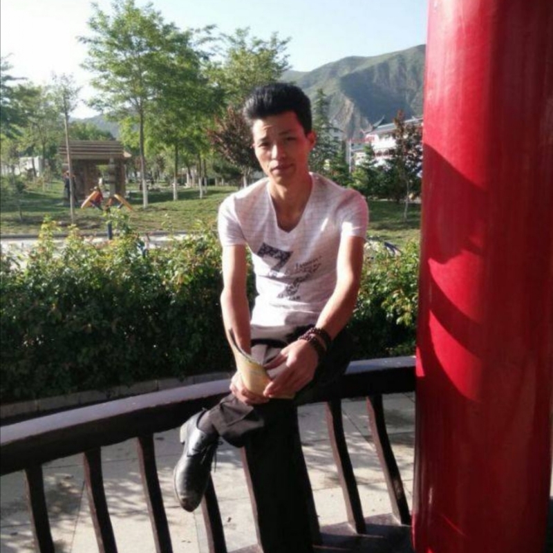 Bill的第一张照片--开封相亲服务中心