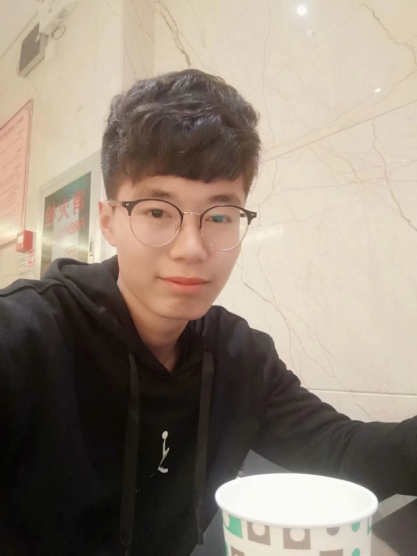 小张的第一张照片--开封相亲服务中心