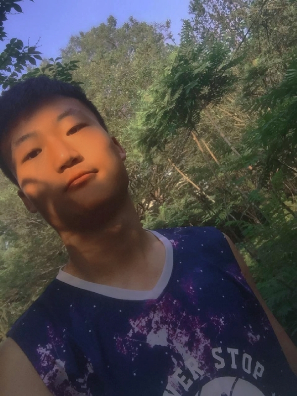 夏日的第一张照片--开封相亲服务中心