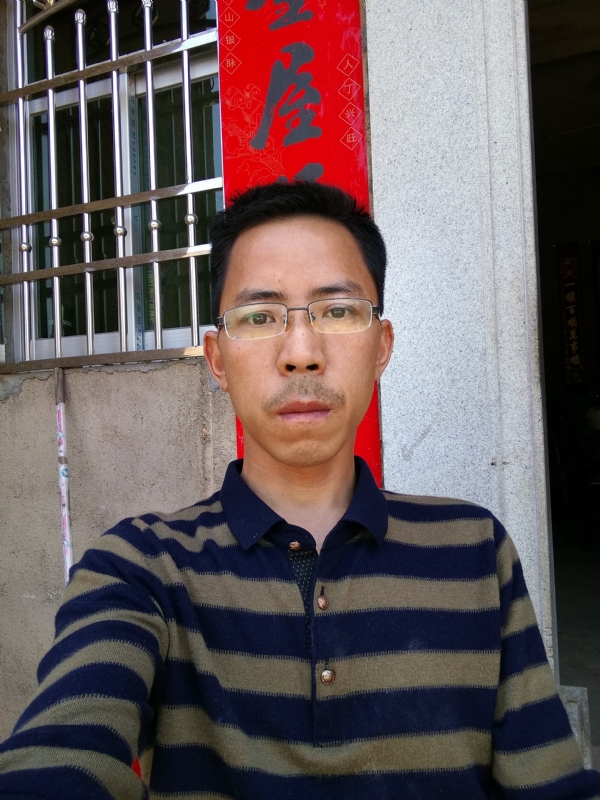 美丽的小山村的第一张照片--开封相亲服务中心