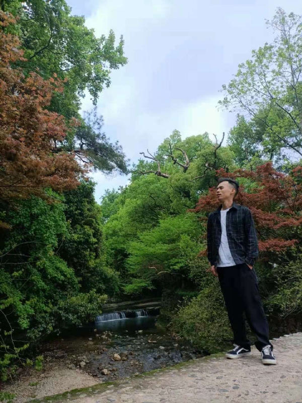 小白的第一张照片--开封相亲服务中心