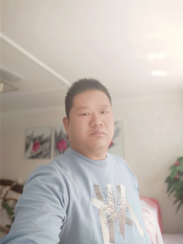 别无选择的第一张照片--开封相亲服务中心